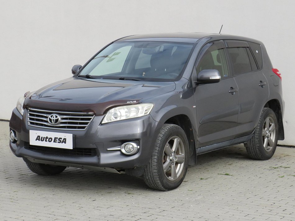 Toyota RAV4 2.2 D-4D Lux 4x4