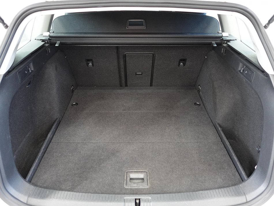 Volkswagen Golf 1.6 TDi Highline