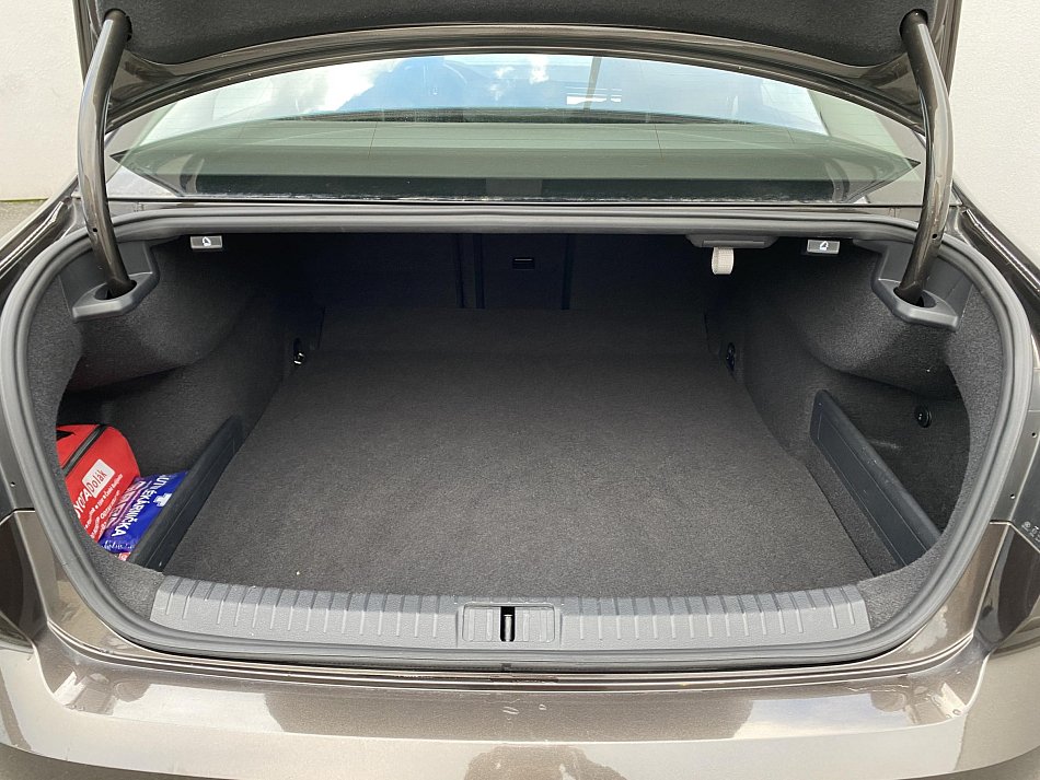 Volkswagen Passat 2.0TDi 