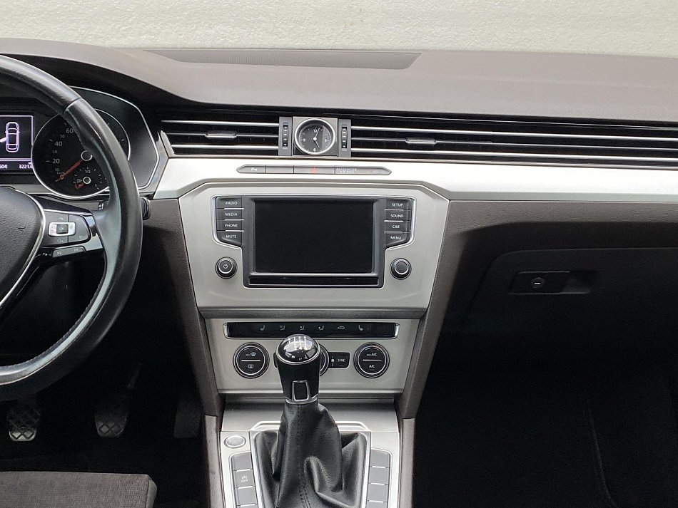 Volkswagen Passat 2.0TDi 