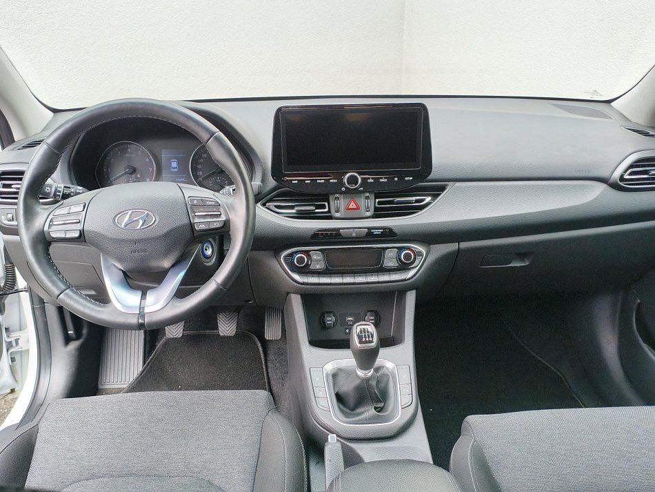 Hyundai I30 1.5 DPi Smart