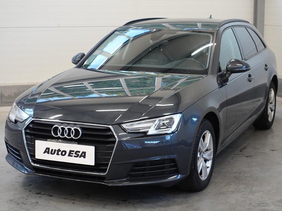 Audi A4 2.0TDi  Avant