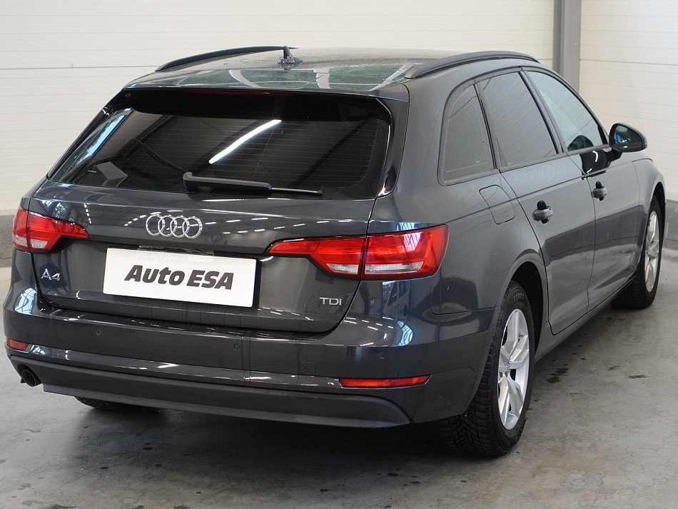 Audi A4 2.0TDi  Avant