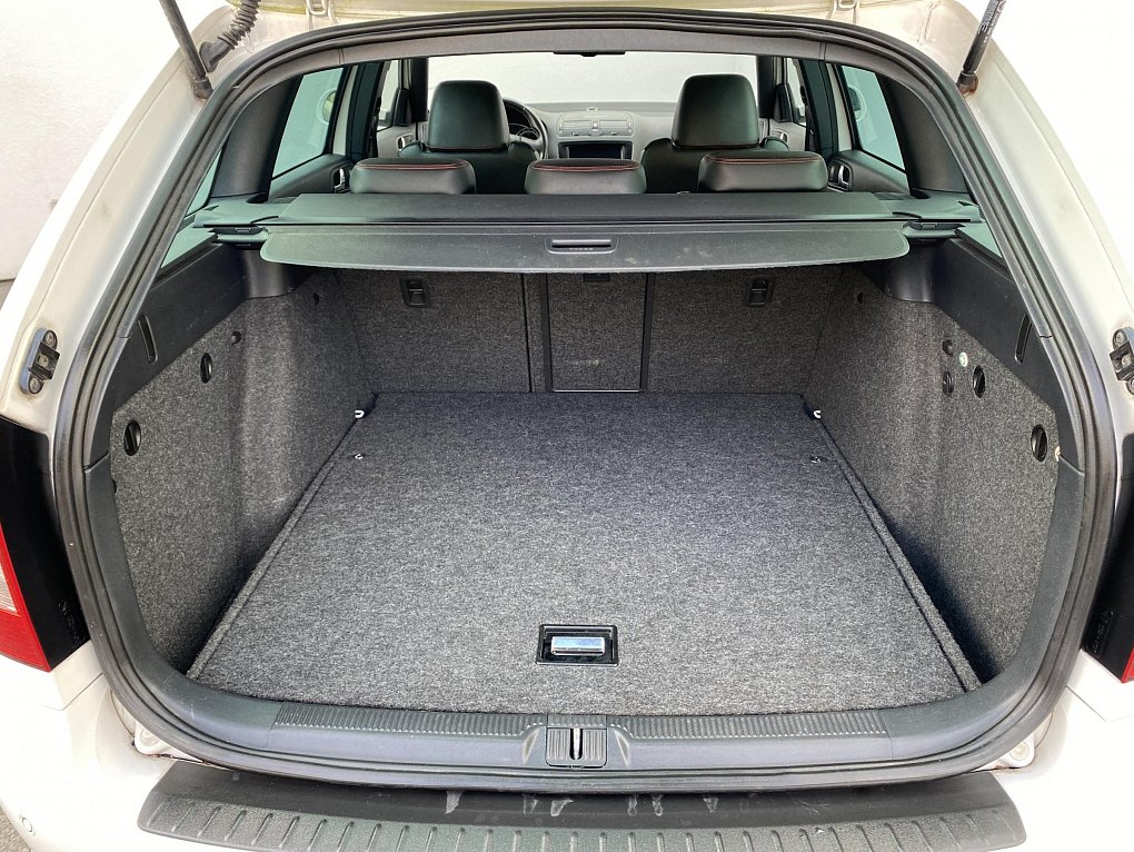 Škoda Octavia II 2.0 TSi RS