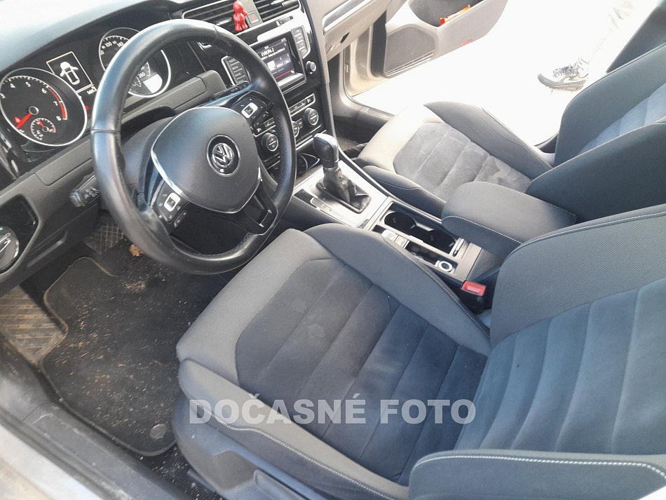 Volkswagen Golf 1.4TSI 
