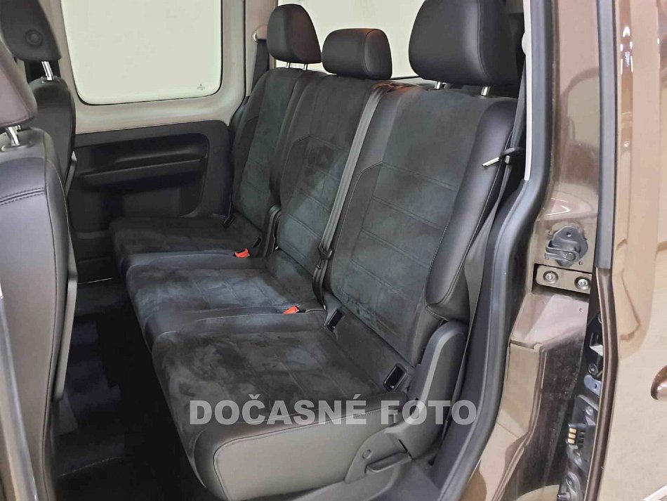 Volkswagen Caddy 1.4TSi Highline MAXi 7míst