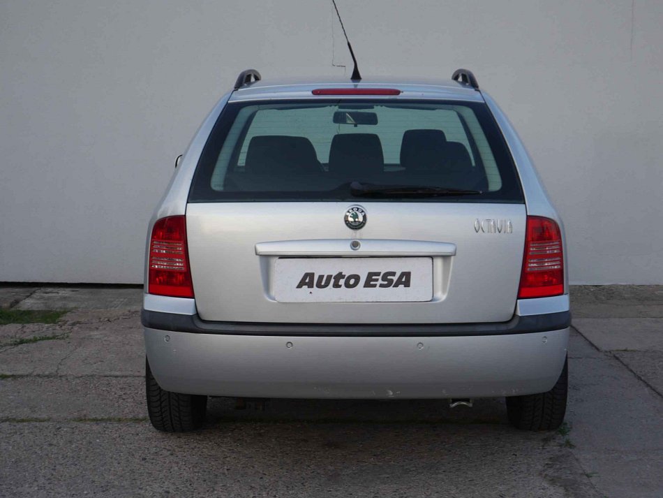 Škoda Octavia 1.6i 