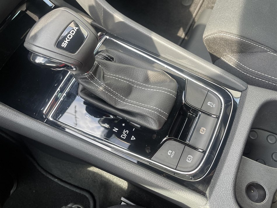 Škoda Karoq 1.5 TSi SportLine