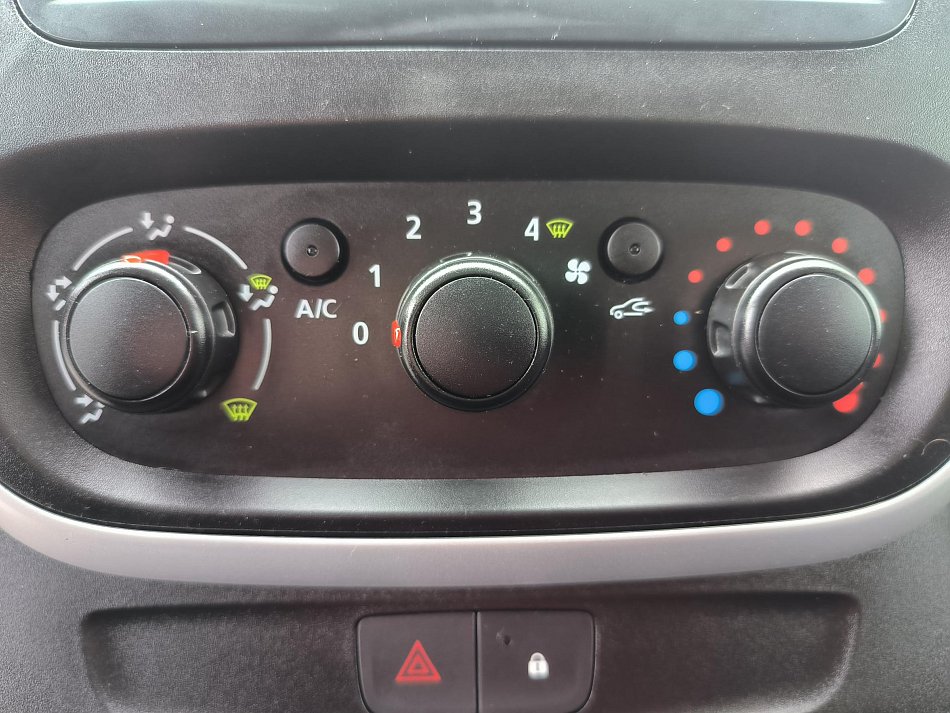 Renault Trafic 1.6dCi  SORTIMO