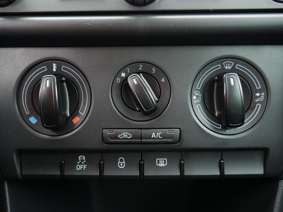 Škoda Rapid 1.6 TDi Ambition