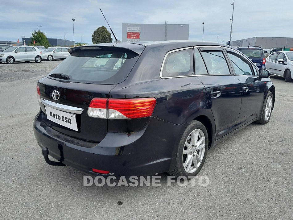 Toyota Avensis 2.2 D-4D Live