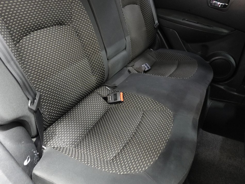 Nissan Qashqai 2.0  4x4