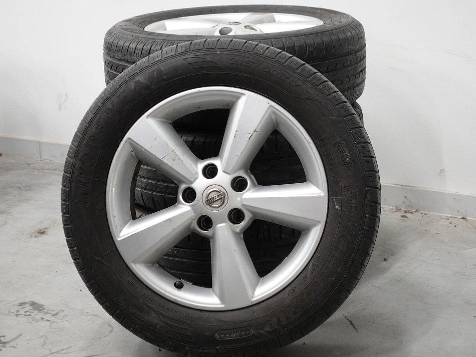 Nissan Qashqai 2.0  4x4