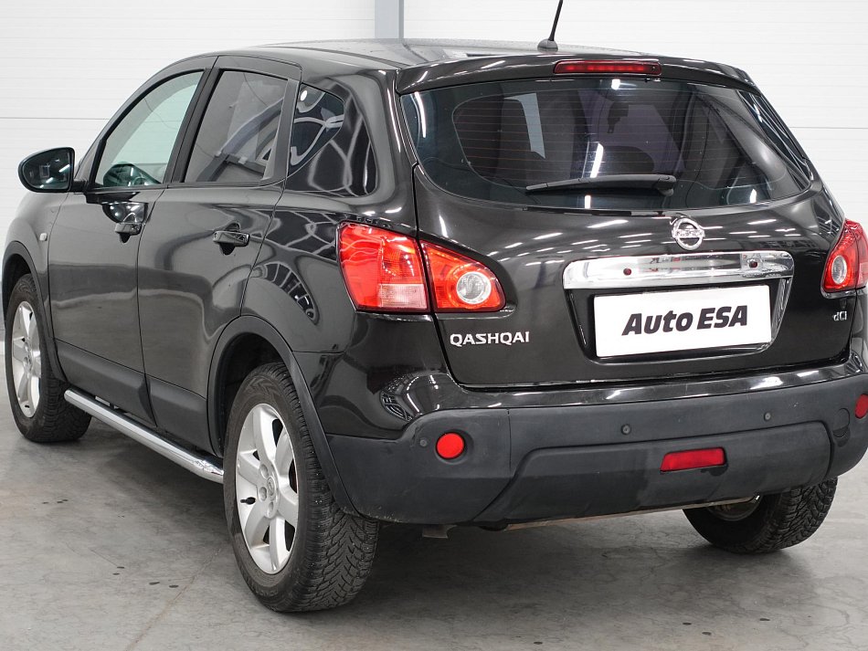 Nissan Qashqai 2.0  4x4