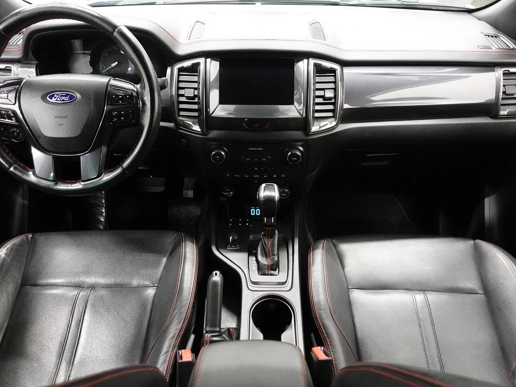 Ford Ranger 2.0TDCI  4x4 THUNDER