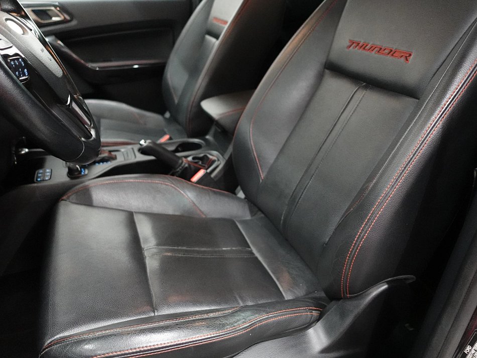 Ford Ranger 2.0TDCI  4x4 THUNDER