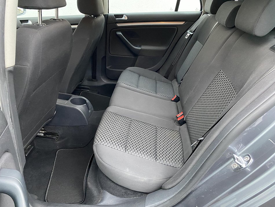 Volkswagen Golf 1.6 TDi Trendline