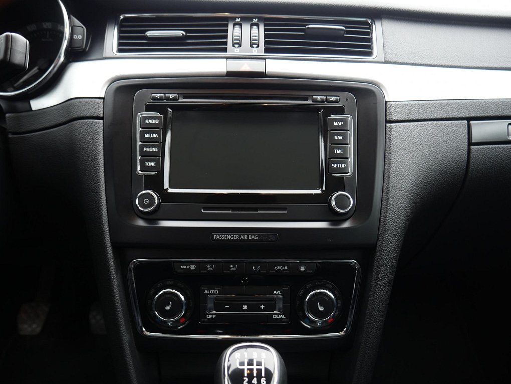 Škoda Superb II 2.0 TDi ScoutLine