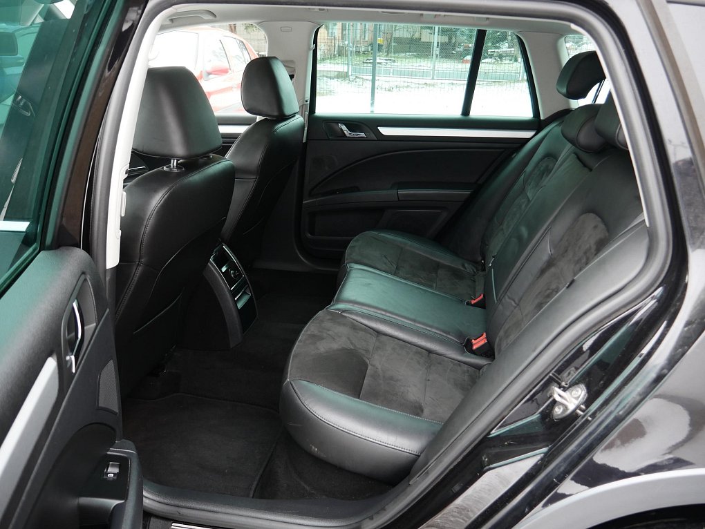 Škoda Superb II 2.0 TDi ScoutLine