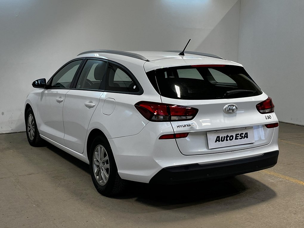 Hyundai I30 1.4 T-GDi Trikolor