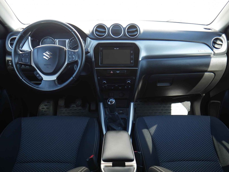 Suzuki Vitara 1.6 VVT  4x4, LPG