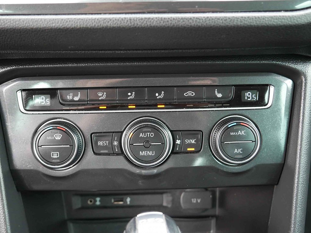 Volkswagen Tiguan 2.0 TDi  4x4