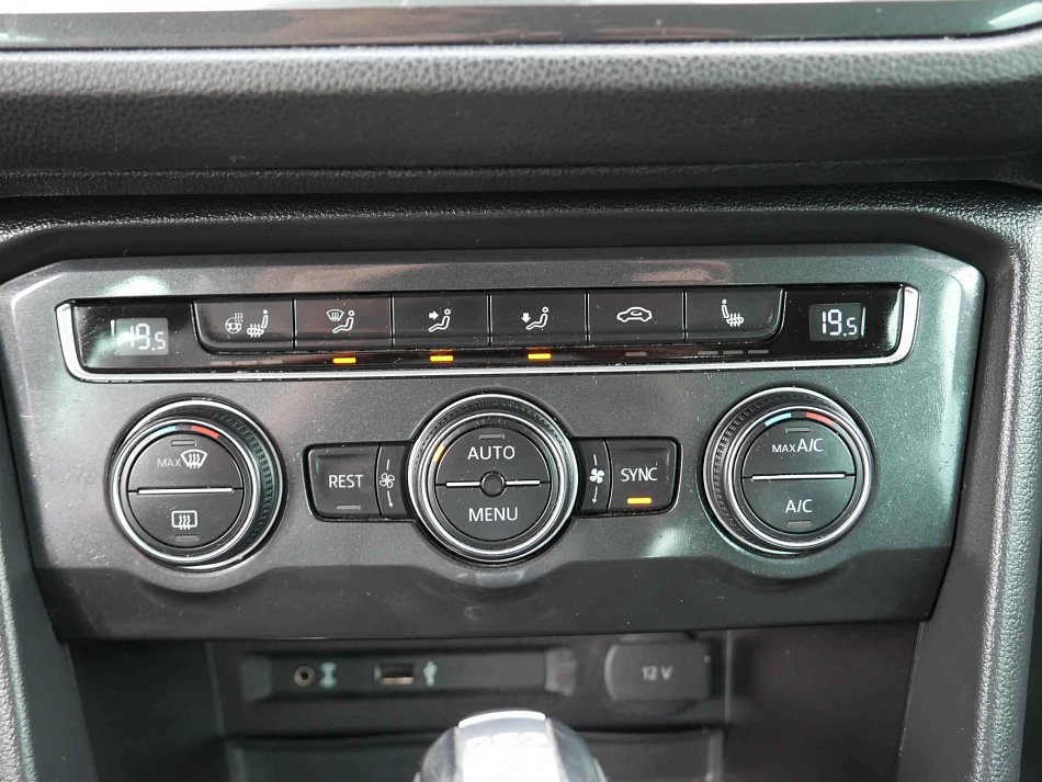 Volkswagen Tiguan 2.0 TDi  4x4