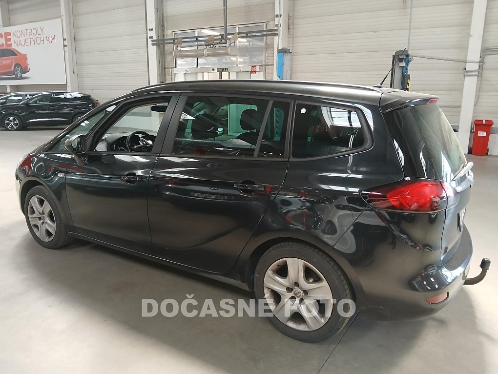 Opel Zafira 2.0 CDTI 