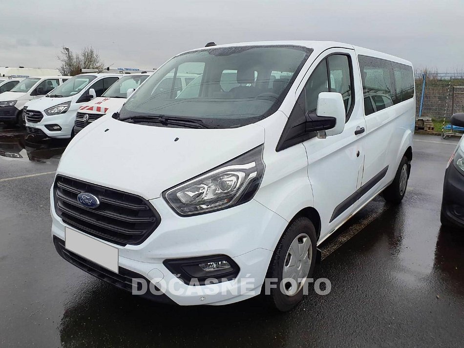 Ford Transit Custom 2.0TDCi Trend L2 8míst