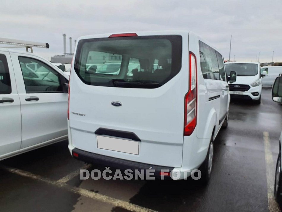 Ford Transit Custom 2.0TDCi Trend L2 8míst