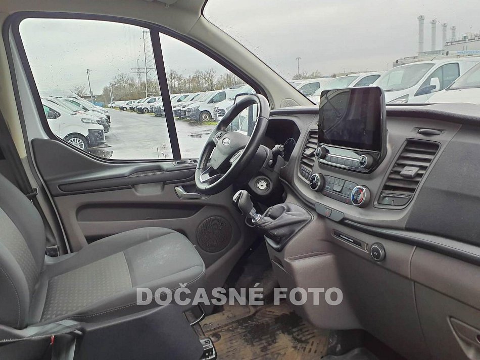 Ford Transit Custom 2.0TDCi Trend L2 8míst