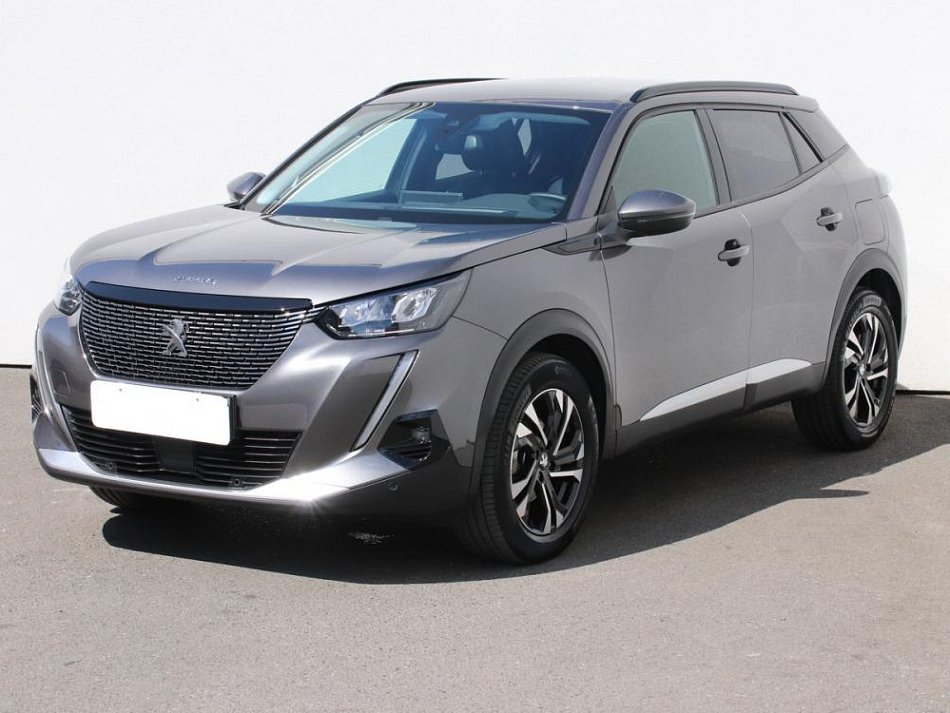 Peugeot 2008 1.2i 
