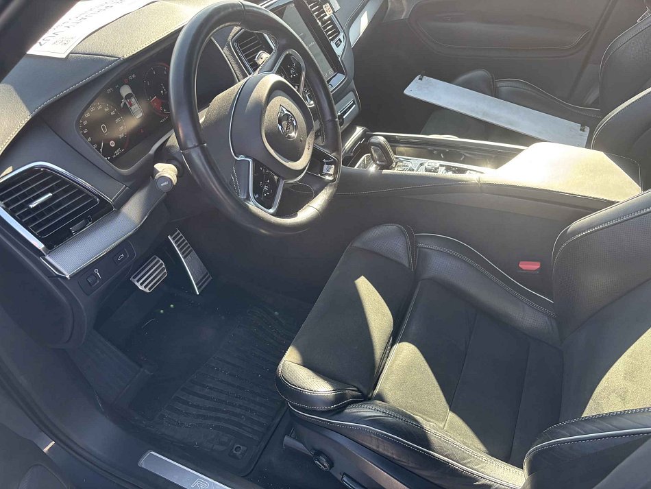 Volvo XC90 2.0 