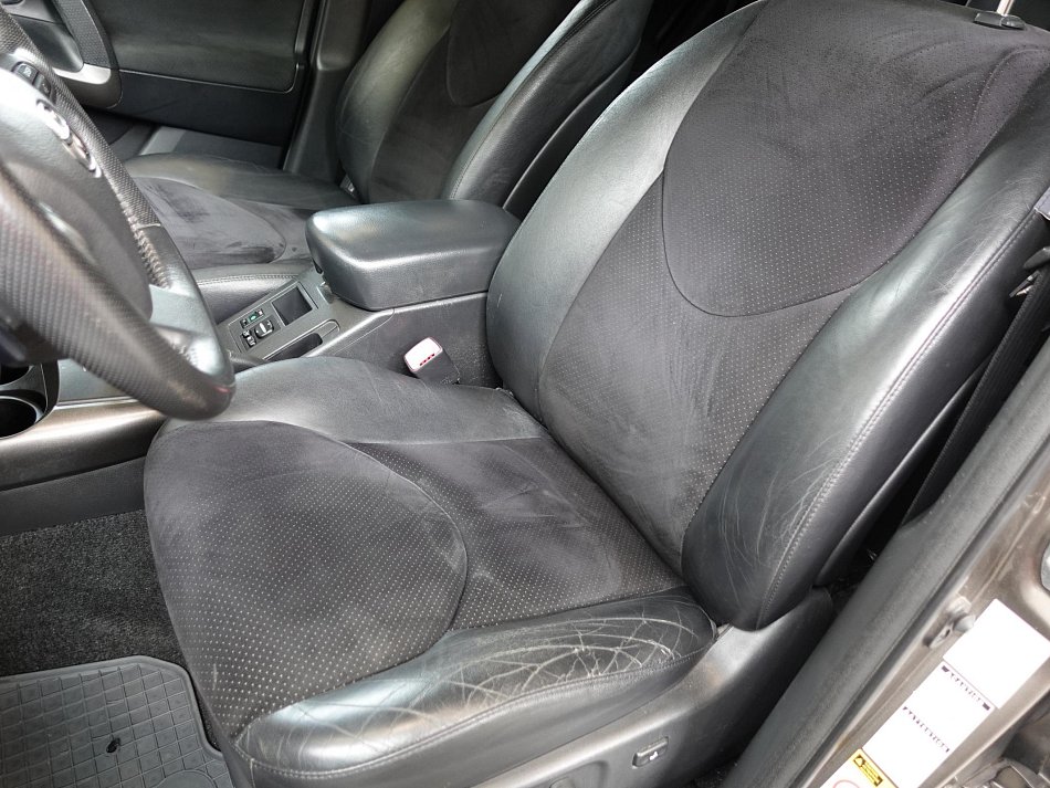 Toyota RAV4 2.0i  4x4