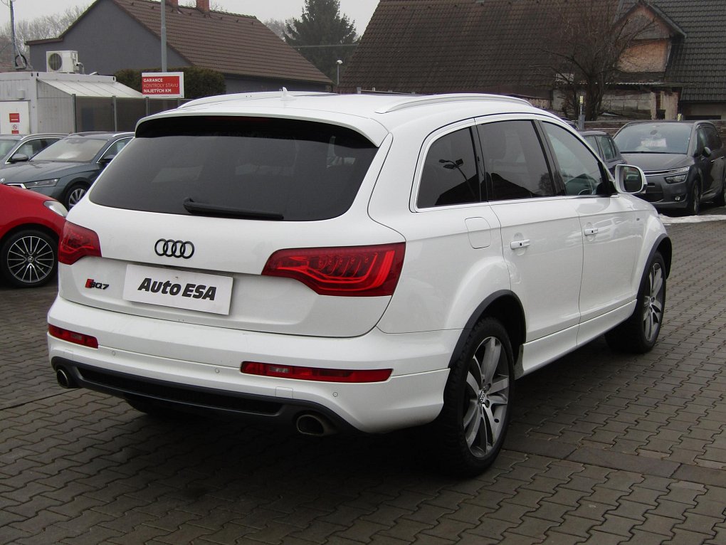 Audi Q7 3.0TDi  Quattro