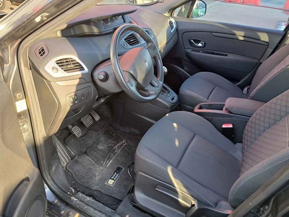 Renault Scénic 1.6 i 