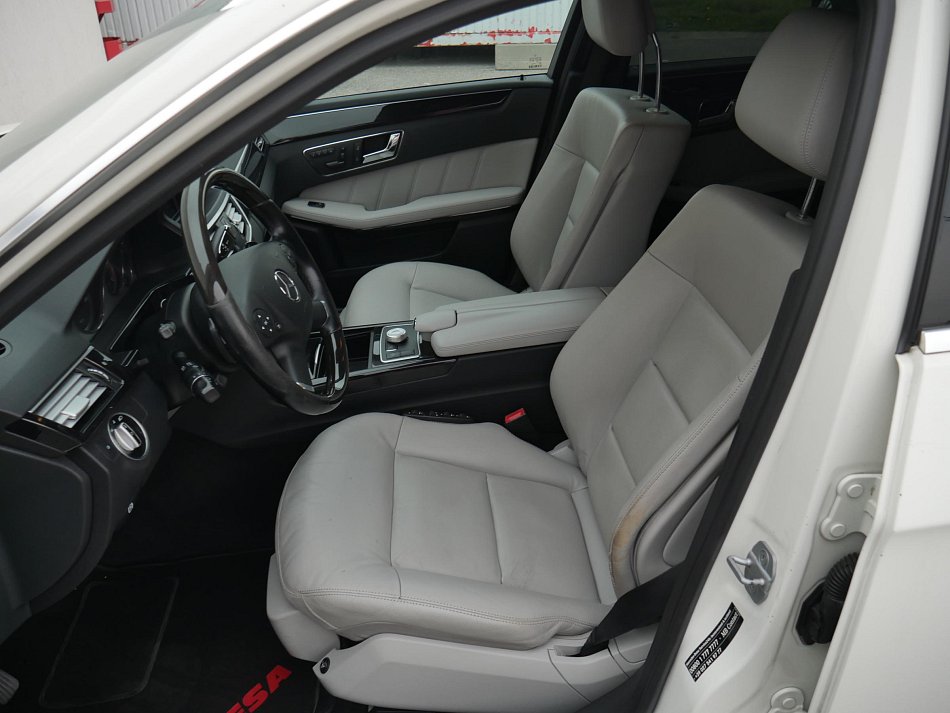 Mercedes-Benz Třída E 3.0 CDi  E 350 4Matic