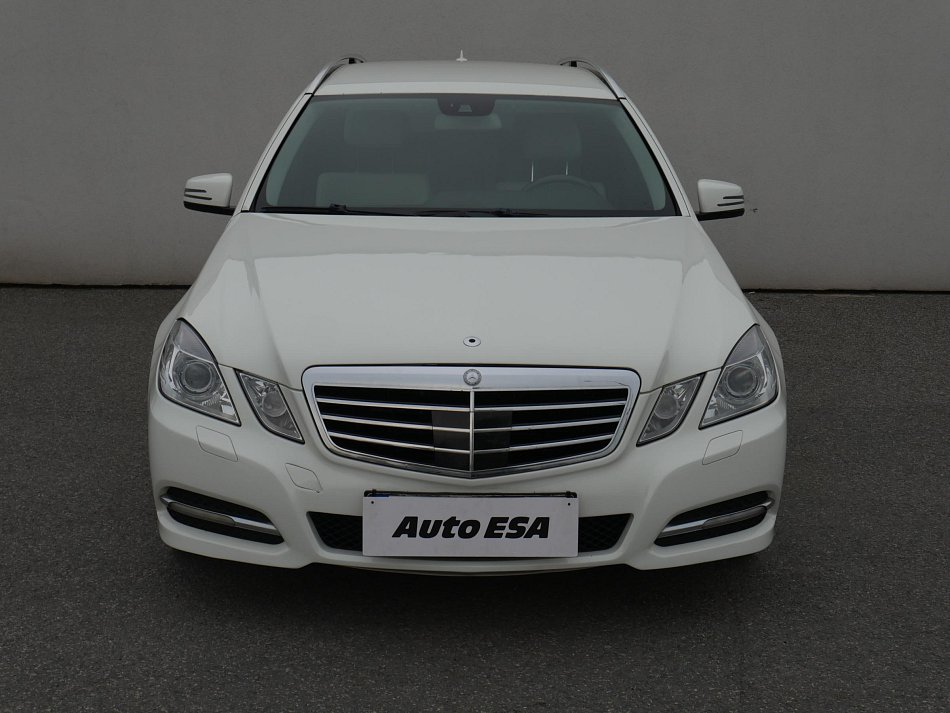 Mercedes-Benz Třída E 3.0 CDi  E 350 4Matic