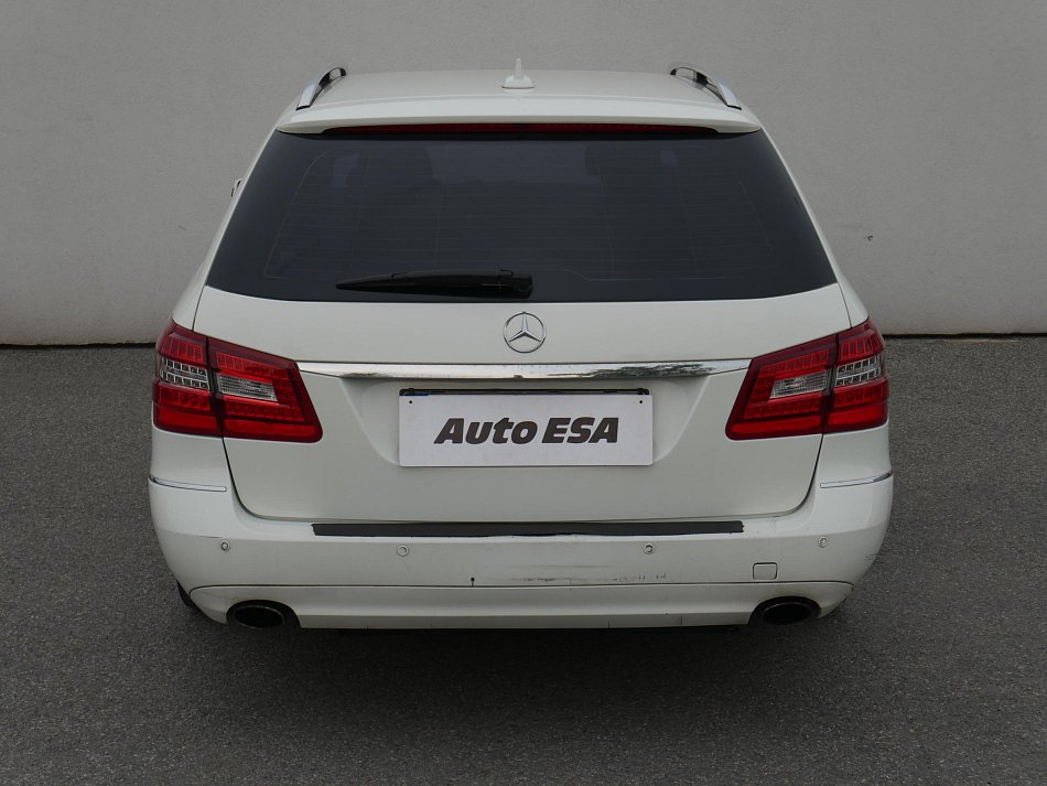Mercedes-Benz Třída E 3.0 CDi  E 350 4Matic