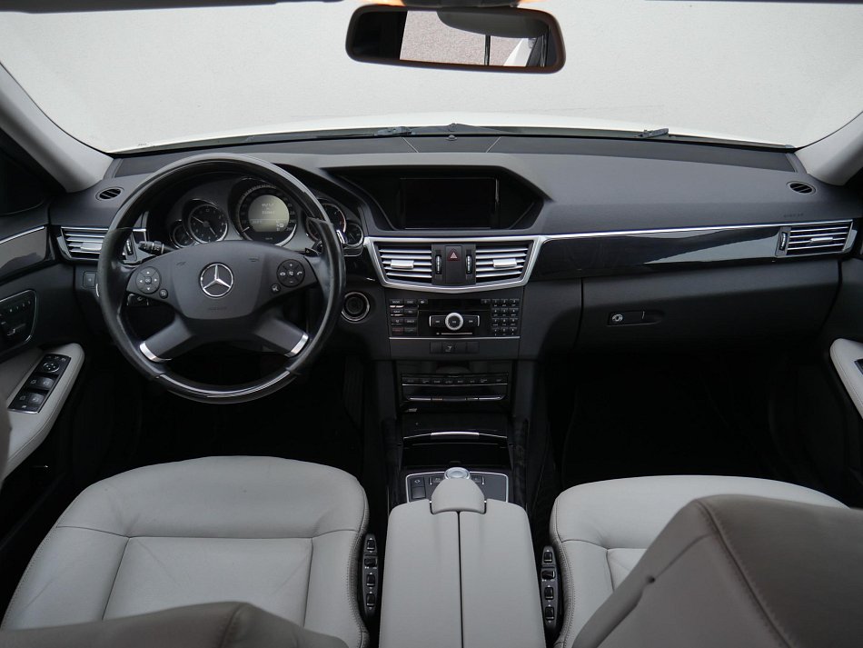 Mercedes-Benz Třída E 3.0 CDi  E 350 4Matic