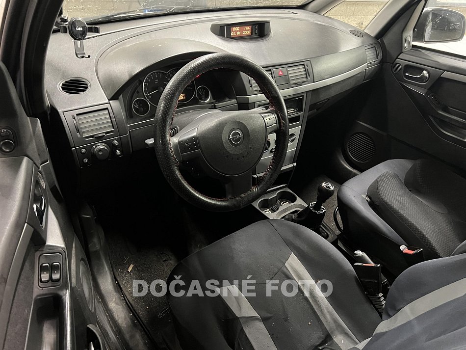 Opel Meriva 1.6i 