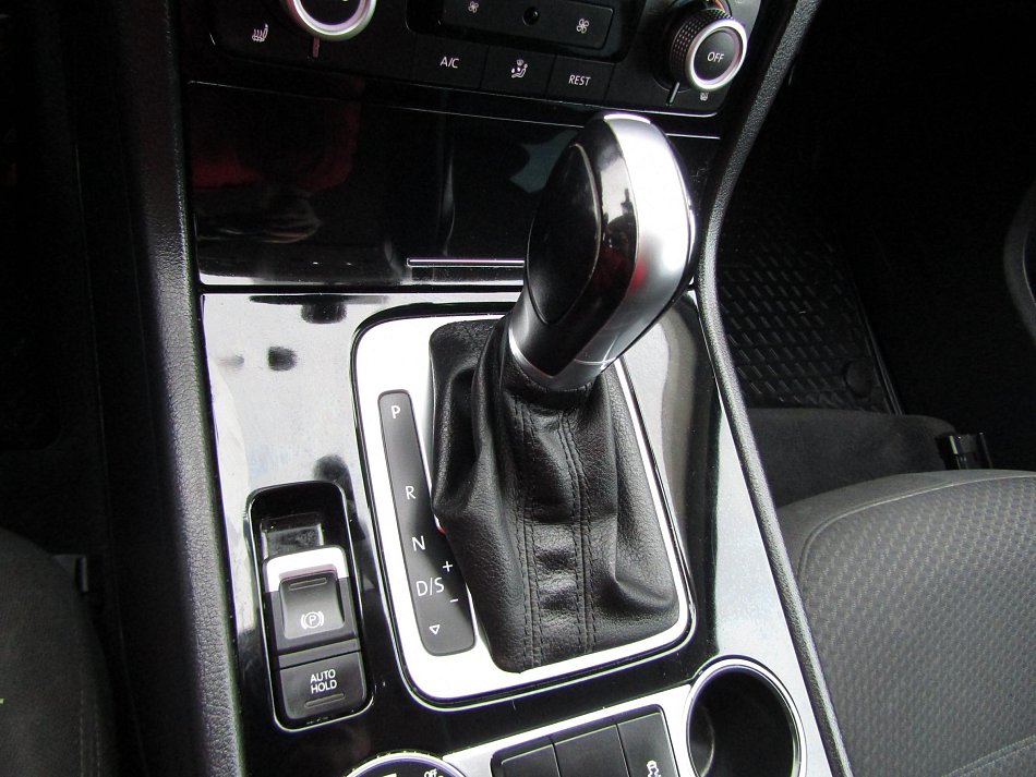 Volkswagen Touareg 3.0TDi  4x4