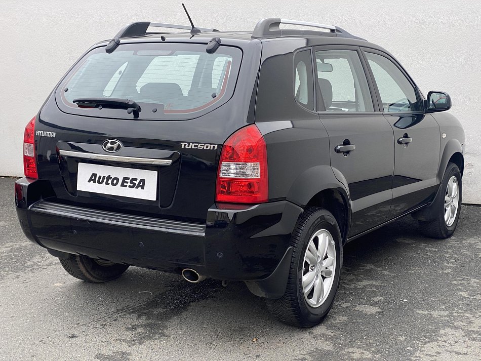 Hyundai Tucson 2.0 i 