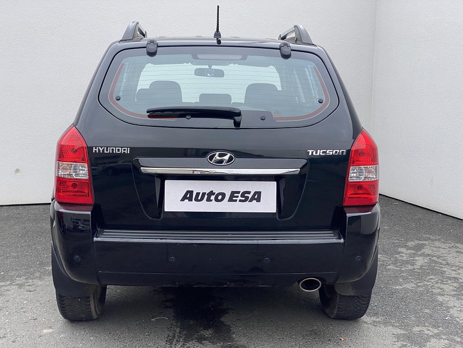 Hyundai Tucson 2.0 i 