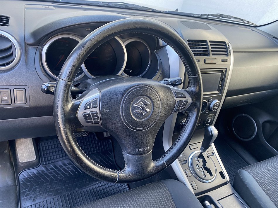 Suzuki Grand Vitara 2.4  4x4