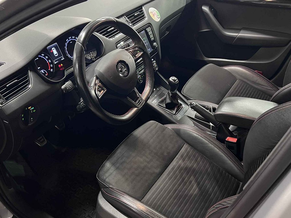 Škoda Octavia III 2.0 TDi RS