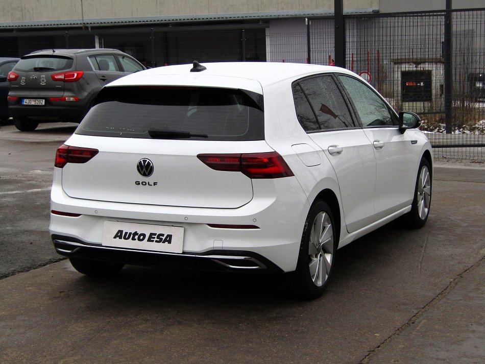 Volkswagen Golf 1.5TSi Style