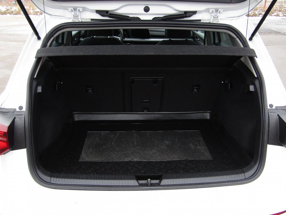 Volkswagen Golf 1.5TSi Style