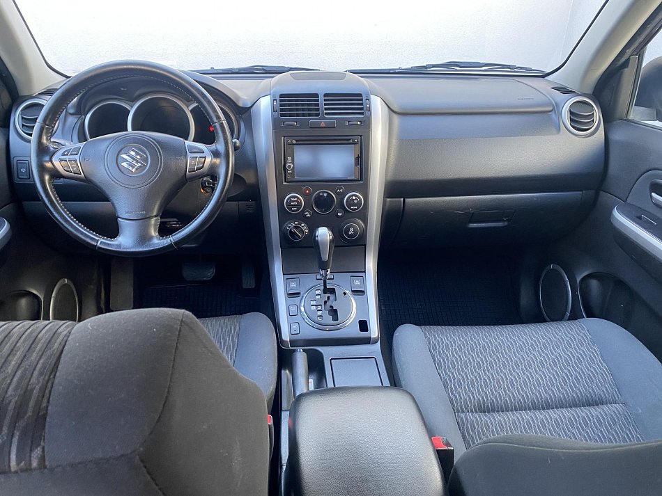 Suzuki Grand Vitara 2.4  4x4