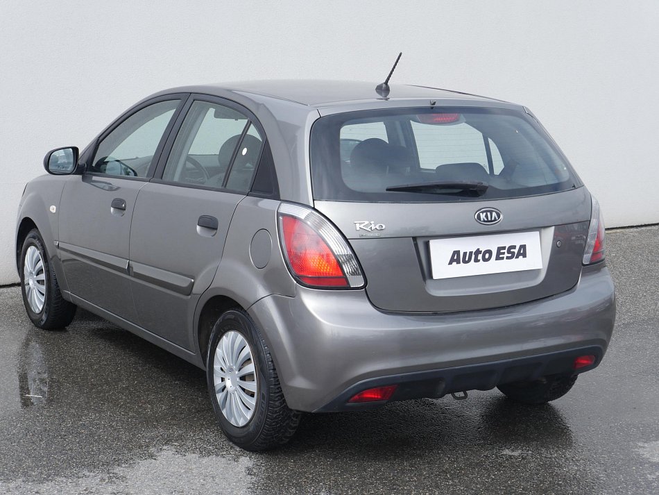 Kia Rio 1.4 i 